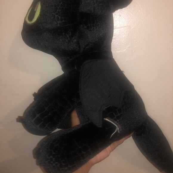 Build A Bear Toothless How To Train Your Dragon Dreamworks 14” Plush Stuffed Toy - Picture 4 of 7